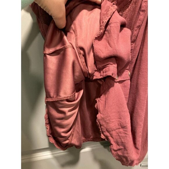 Torrid Tank Top Size 1 – Adjustable Straps, Lined, EUC - Picture 7 of 8